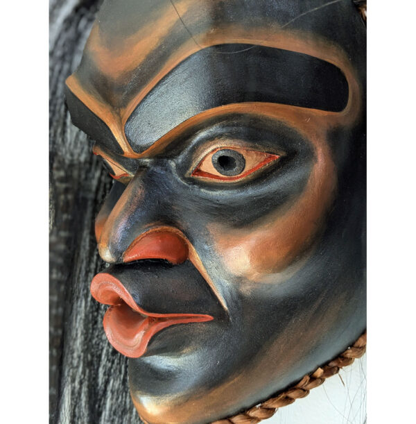 First Nations Dzunuk'wa Wild Woman mask - Image 2