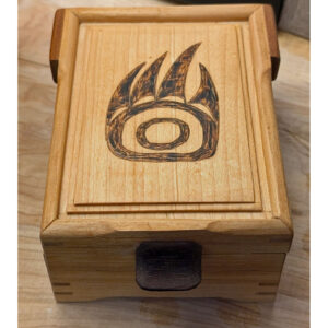 Box, 7.5 x 5.25 x 3.25, Maple with Bear Paw Pyrography