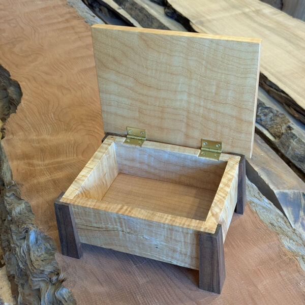 Pagoda Box, 7.75 x 6 x 3.75, Maple and Walnut - Image 2