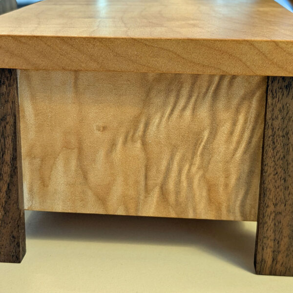 Pagoda Box, 7.75 x 6 x 3.75, Maple and Walnut - Image 3