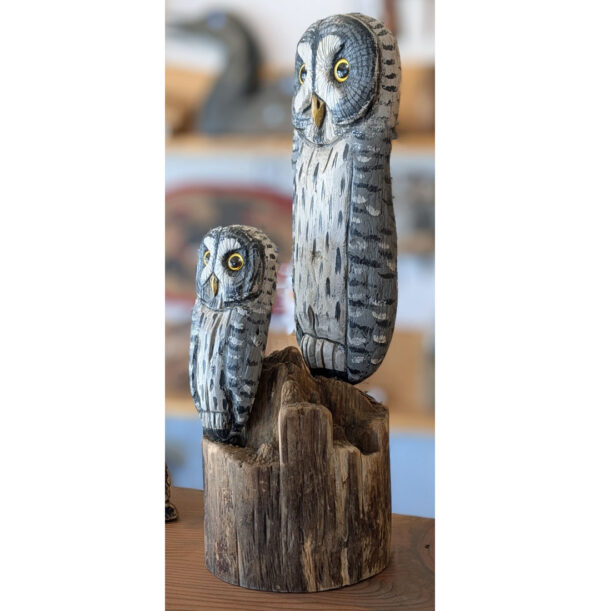 Driftwood Great Gray Owl Mom and Baby 16 x 7 x 6 - Image 3